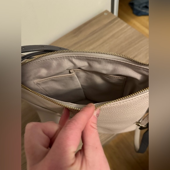 Radley London crossbody bag like new - Picture 3 of 5